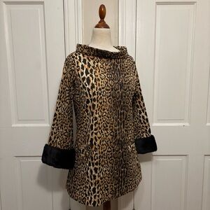 Tizzie Leopard Print Tunic with Faux Fur Cuffs Size Small